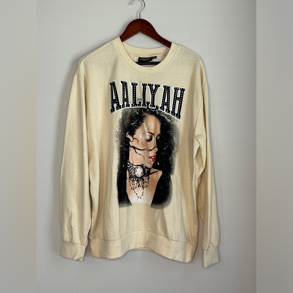 Aaliyah Cream Sweatshirt Size XL